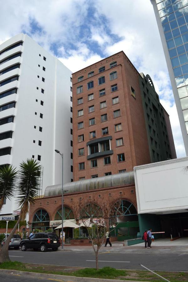 Fontana: Location + Pool Apartment Quito Exterior foto